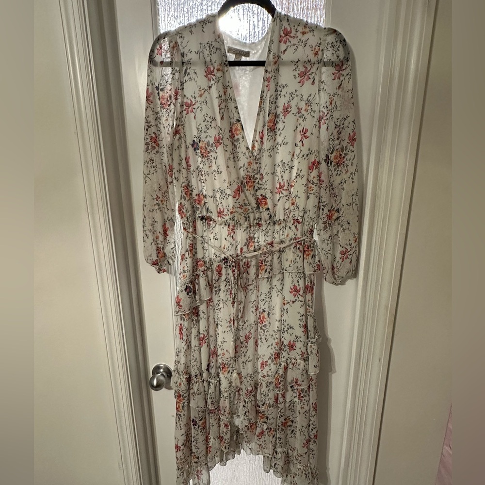 Eva Mendes New York & Company White Floral Plunge Neck 3/4 sleeve Sundress